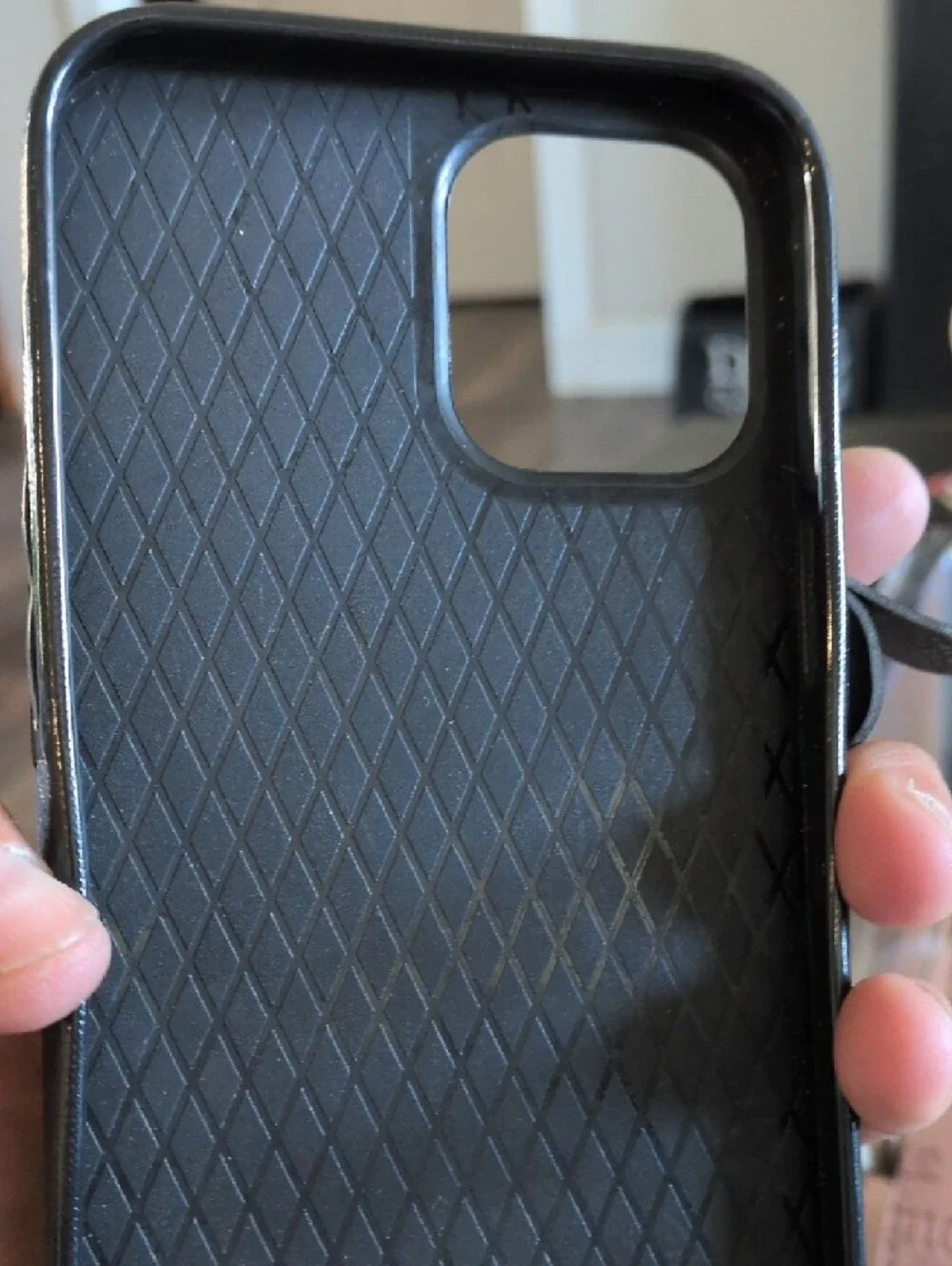 Quilted Zipper Wallet Phone Case in Black